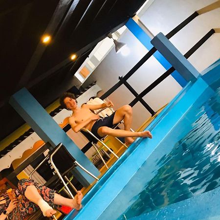 Le Petit Hotel & Restaurant Негомбо Екстер'єр фото